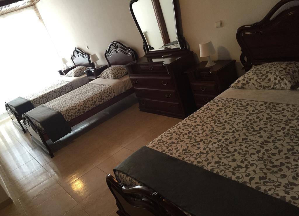 Granada Holidays Guest House Сао Мартино до Порто Екстериор снимка